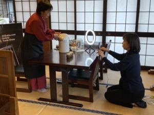 湯平温泉の人気旅館山城屋　世界へ発信